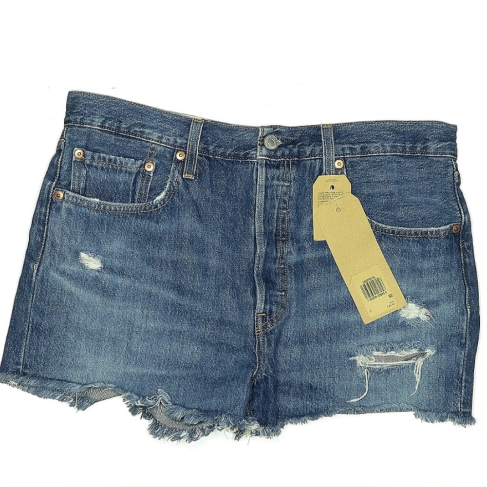 Levi's
Size 31 waist Denim shorts